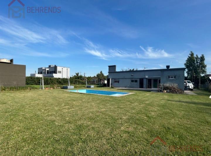 Casa · 839m² · 6 Ambientes · 2 Cocheras