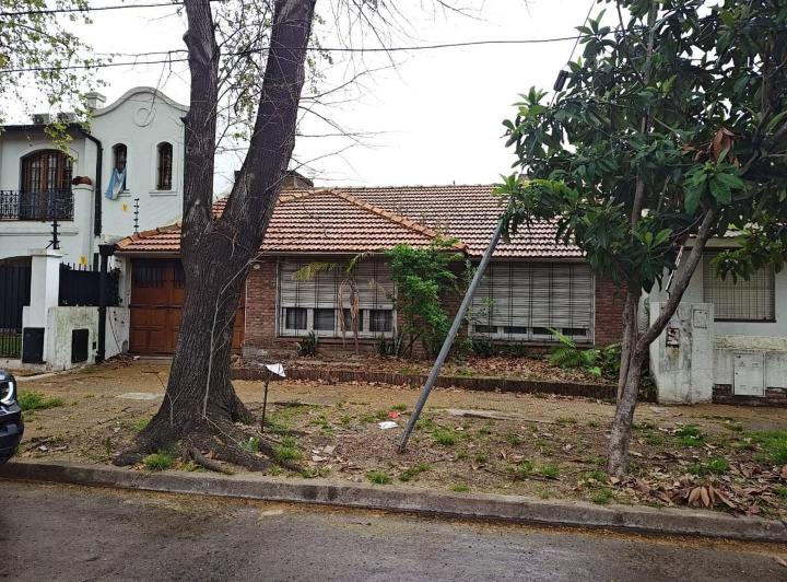 Casa · 111m² · 3 Ambientes · 1 Cochera