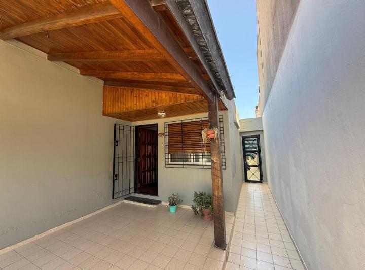 Casa · 288m² · 4 Ambientes · 1 Cochera