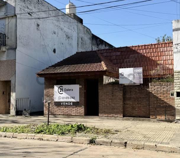 Casa · 50m² · 4 Ambientes · 3 Cocheras
