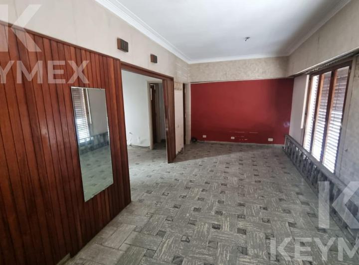 Casa · 155m² · 6 Ambientes · 1 Cochera