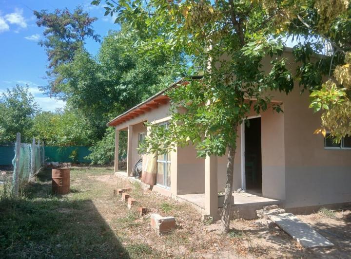 Casa · 60m² · 2 Dormitorios · 1 Cochera