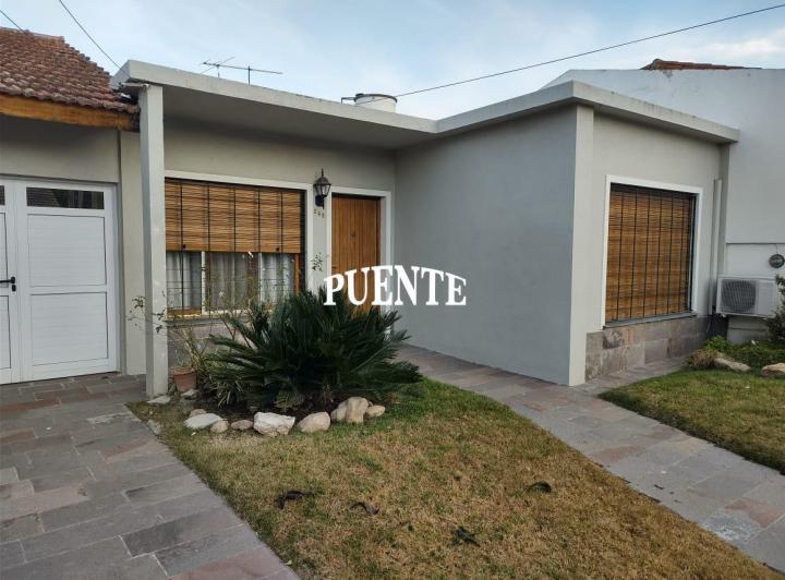 Casa · 330m² · 3 Ambientes · 1 Cochera