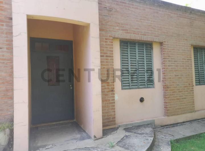 Casa · 140m² · 5 Ambientes