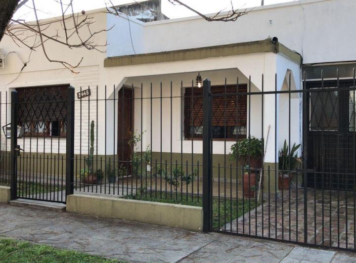 Casa · 75m² · 4 Ambientes · 1 Cochera