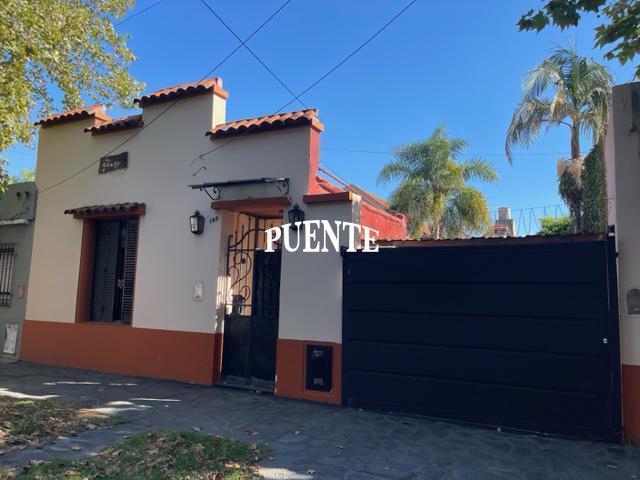 Casa · 140m² · 4 Ambientes · 1 Cochera