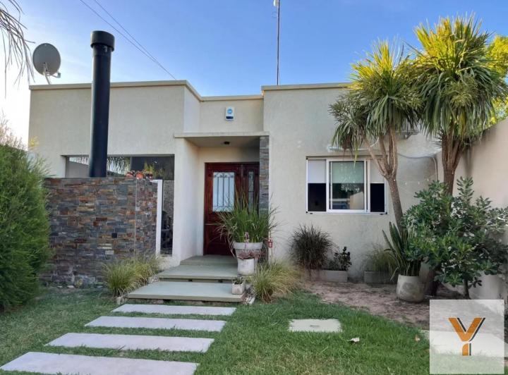 Casa · 100m² · 5 Ambientes