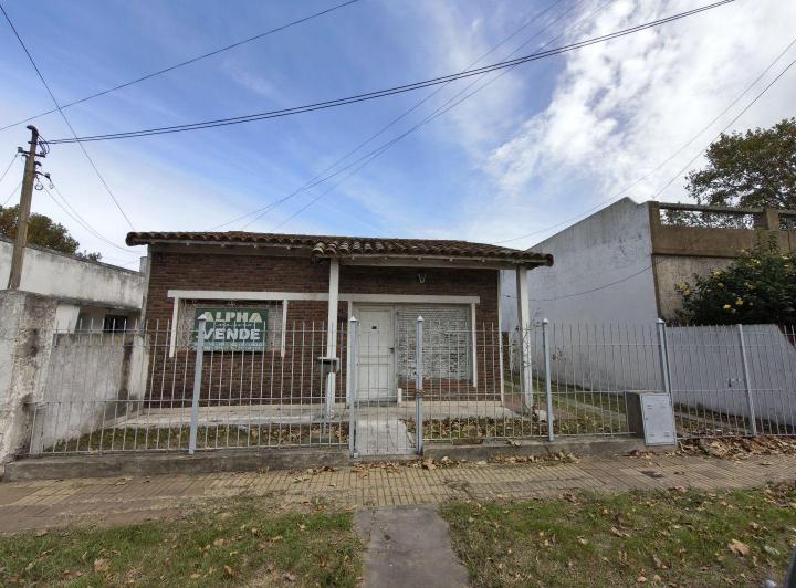 Casa · 1m² · 3 Ambientes · 1 Cochera