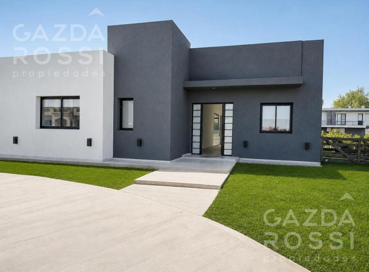 Casa · 140m² · 5 Ambientes · 2 Cocheras