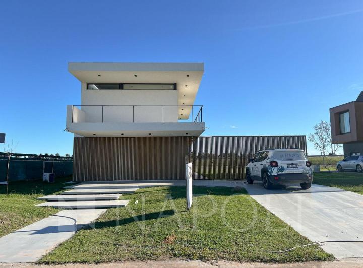 Casa · 133m² · 4 Ambientes
