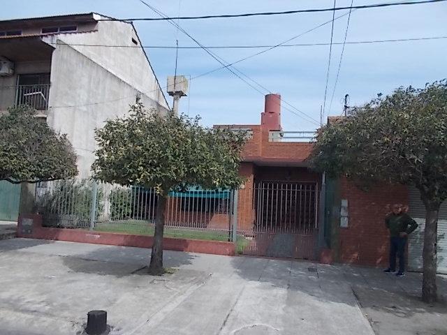 Casa · 125m² · 4 Ambientes · 1 Cochera