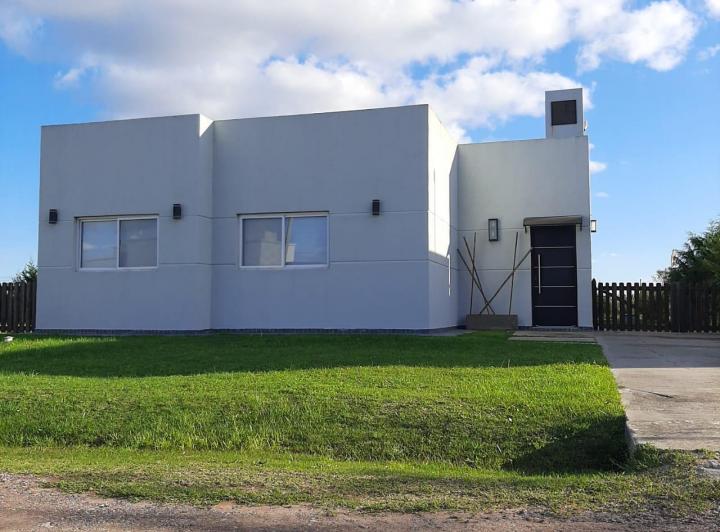 Casa · 62m² · 3 Ambientes · 1 Cochera