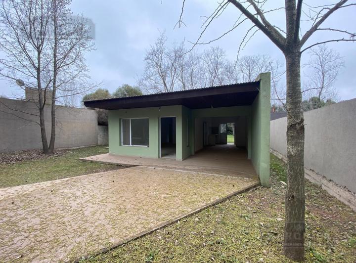 Casa · 1398m² · 3 Dormitorios