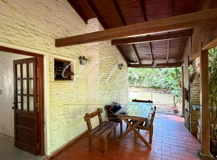 Casa · 67m² · 3 Ambientes · 1 Cochera
