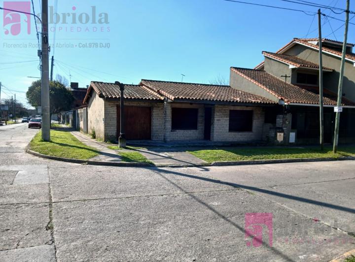 Casa · 110m² · 3 Ambientes · 1 Cochera