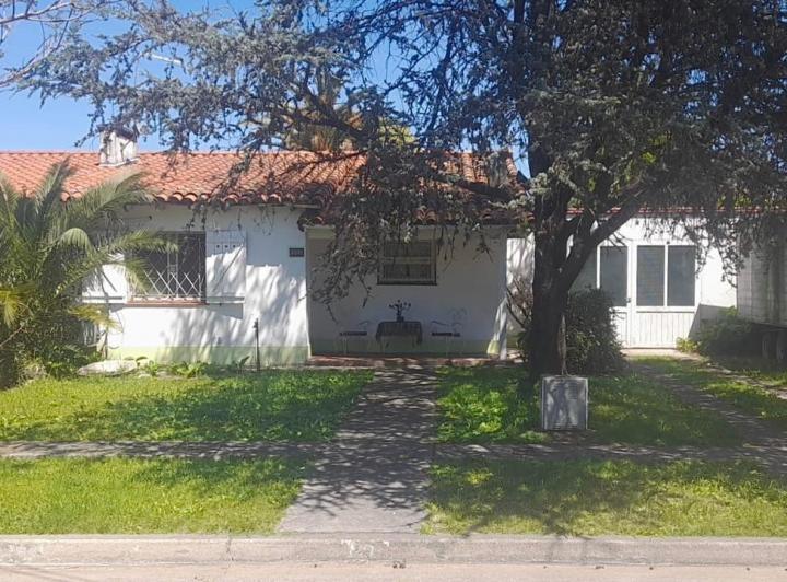 Casa · 82m² · 5 Ambientes · 1 Cochera
