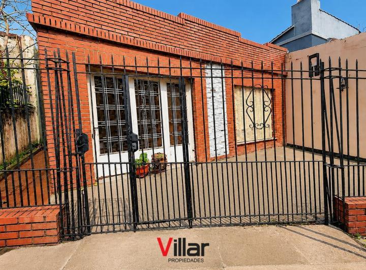 Casa · 129m² · 4 Ambientes · 1 Cochera