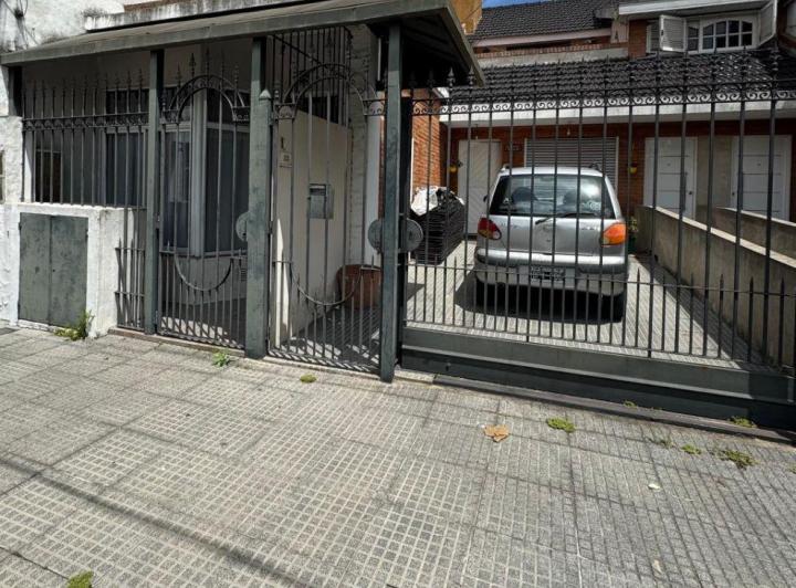 Casa · 106m² · 3 Ambientes · 1 Cochera