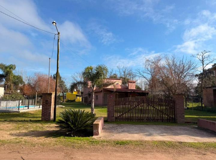 Casa · 144m² · 4 Ambientes · 1 Cochera