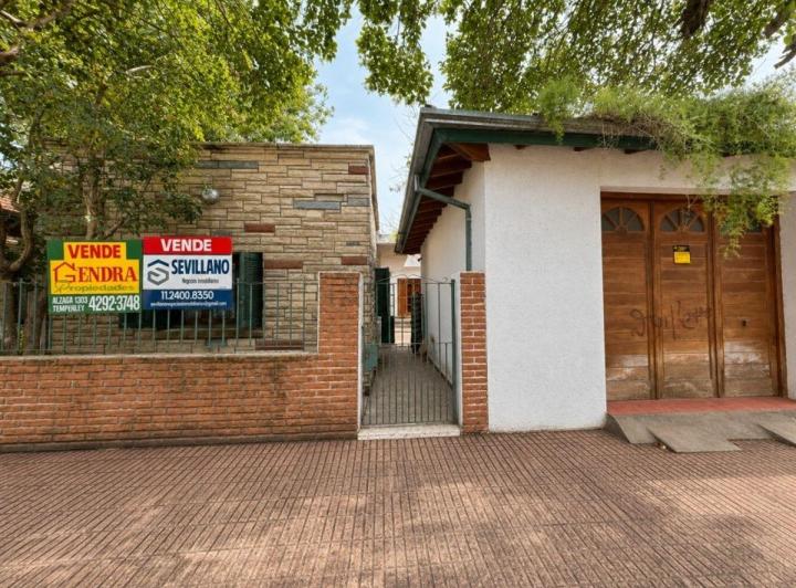 Casa · 150m² · 2 Ambientes · 1 Cochera