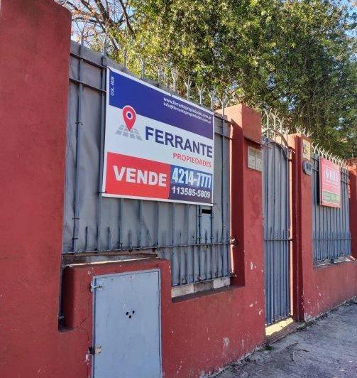 Casa · 200m² · 8 Ambientes · 2 Cocheras