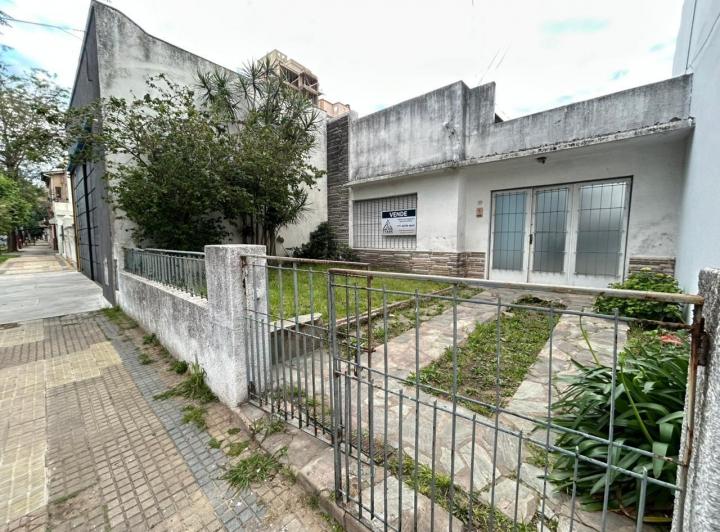 Casa · 100m² · 3 Ambientes · 1 Cochera