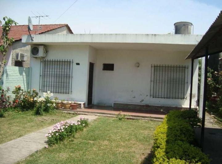 Casa · 100m² · 4 Ambientes · 1 Cochera