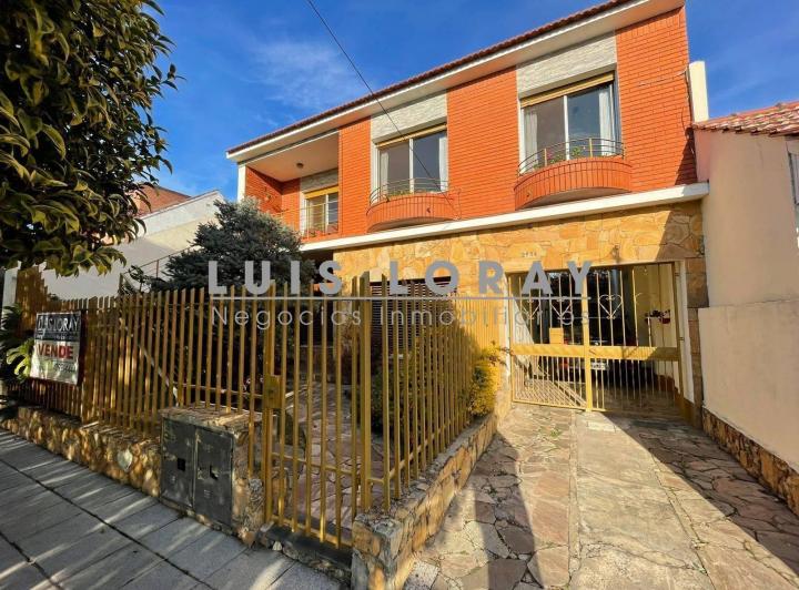 Casa · 137m² · 4 Ambientes · 2 Cocheras
