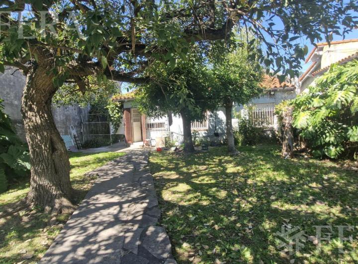 Casa · 124m² · 4 Ambientes · 1 Cochera