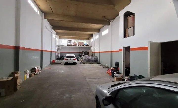 Casa · 221ha · 4 Ambientes · 1 Cochera