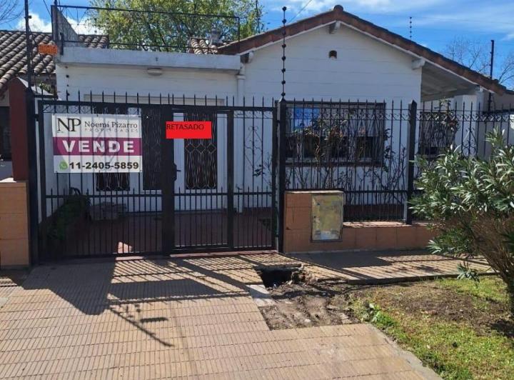 Casa · 65m² · 3 Ambientes · 1 Cochera
