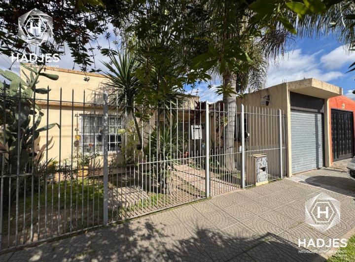 Casa · 200m² · 3 Ambientes · 1 Cochera