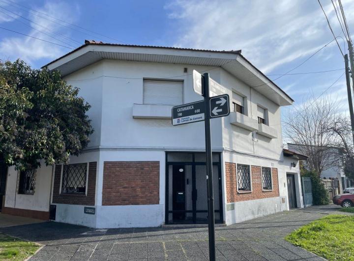 Casa · 100m² · 5 Ambientes