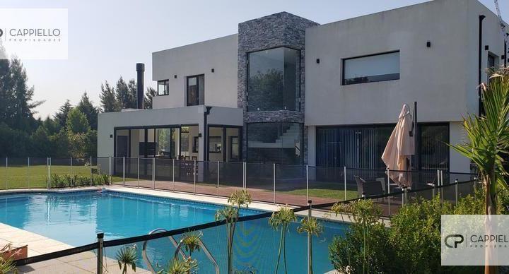 Casa · 2000ha · 4 Ambientes