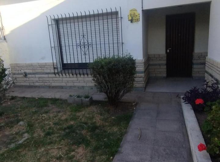 Casa · 90m² · 3 Ambientes · 1 Cochera