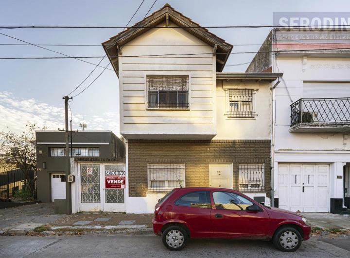 Casa · 165m² · 4 Ambientes · 1 Cochera