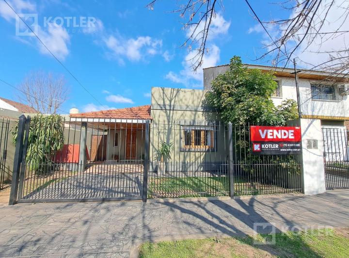 Casa · 100m² · 3 Ambientes · 1 Cochera