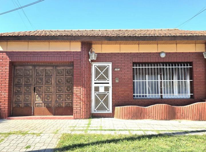 Casa · 154m² · 4 Ambientes · 1 Cochera