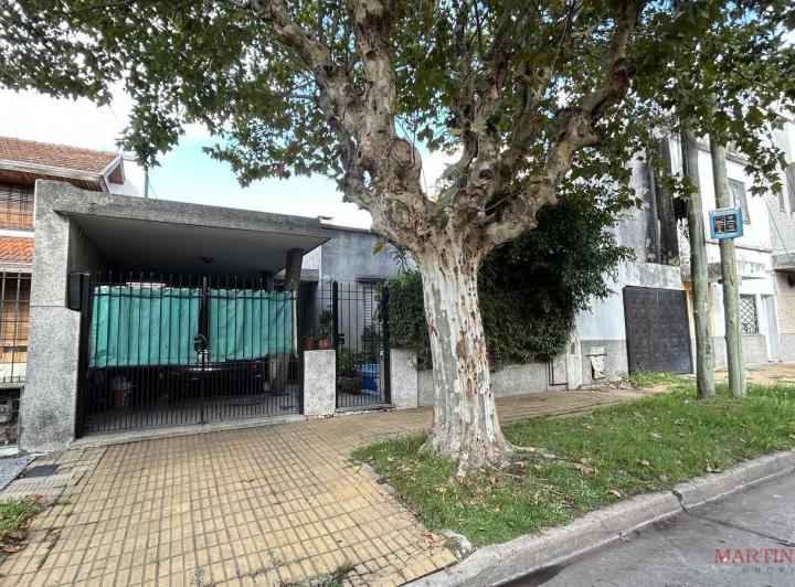 Casa · 90m² · 3 Ambientes · 1 Cochera