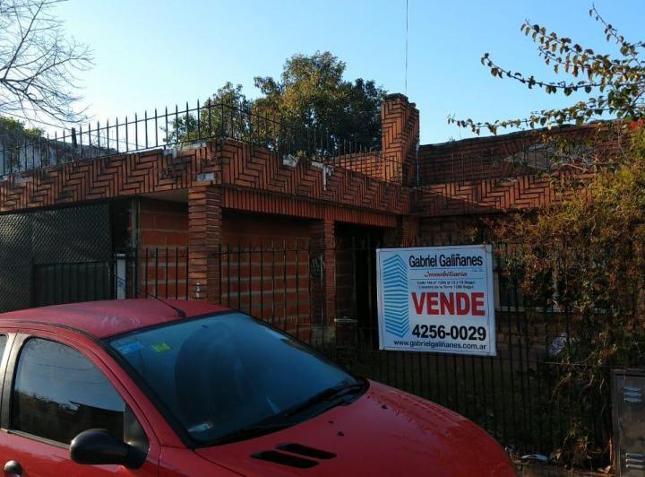 Casa · 46m² · 3 Ambientes · 1 Cochera
