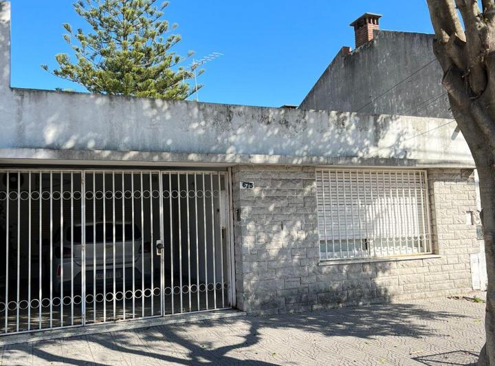 Casa · 130m² · 5 Ambientes