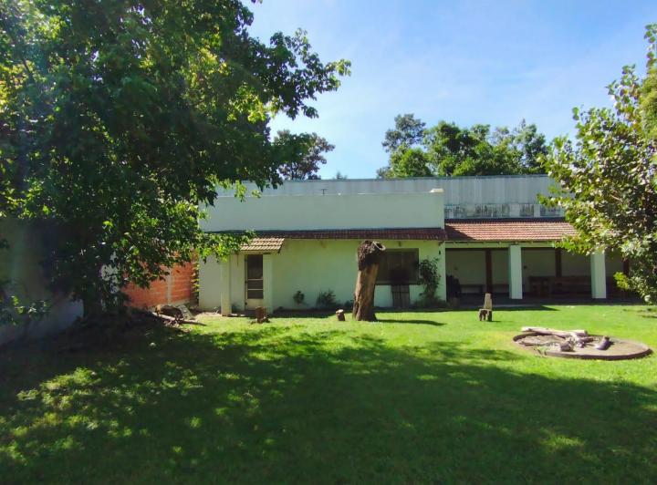 Casa · 40m² · 2 Ambientes · 1 Cochera