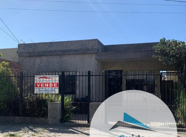 Casa · 94m² · 3 Ambientes · 1 Cochera