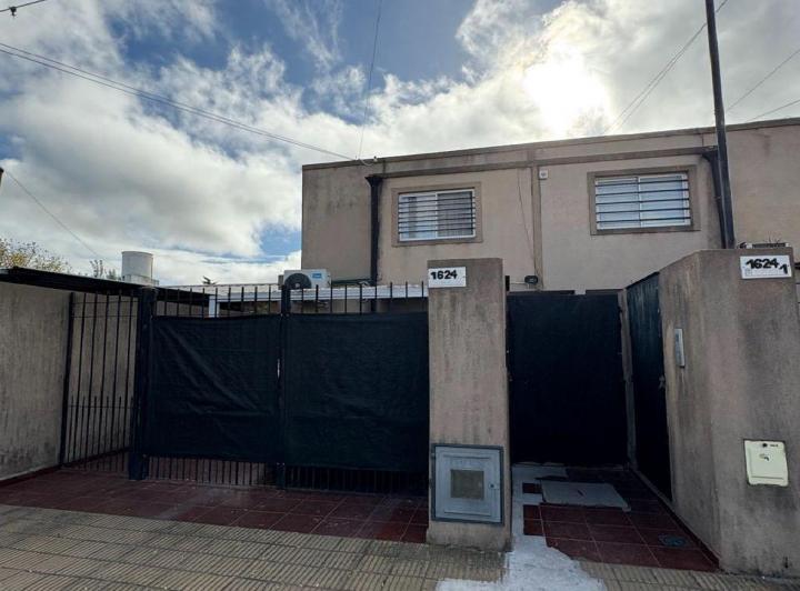 Casa · 70m² · 4 Ambientes · 1 Cochera