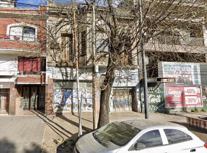 Casa · 280m² · 5 Ambientes · 1 Cochera