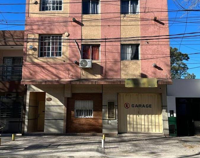 Casa · 214m² · 3 Ambientes · 1 Cochera
