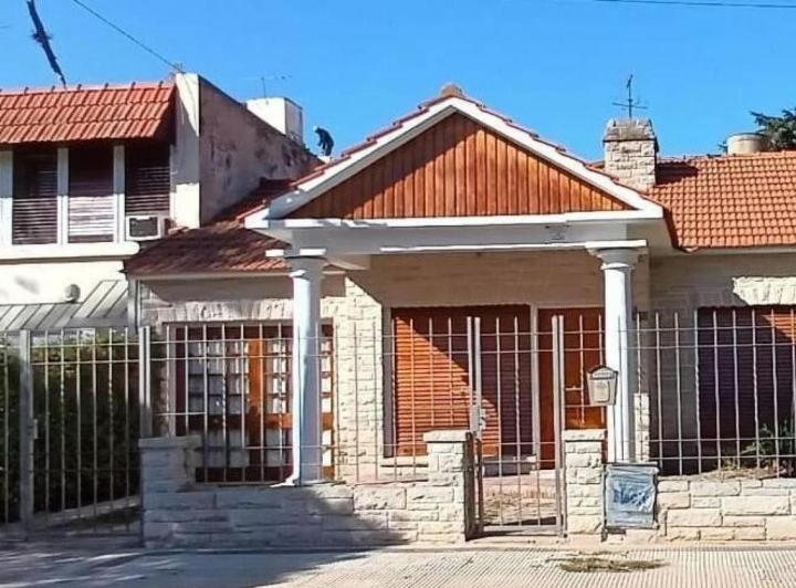 Casa · 191m² · 5 Ambientes · 1 Cochera