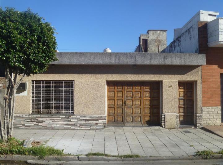 Casa · 113m² · 3 Ambientes · 1 Cochera