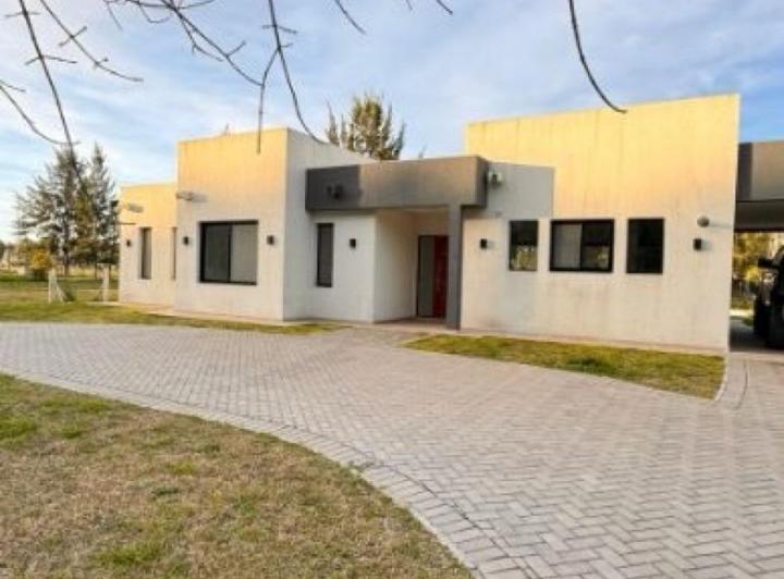 Casa · 125m² · 4 Ambientes