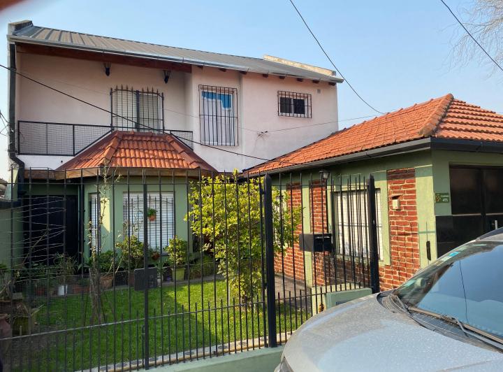 Casa · 250m² · 8 Ambientes
